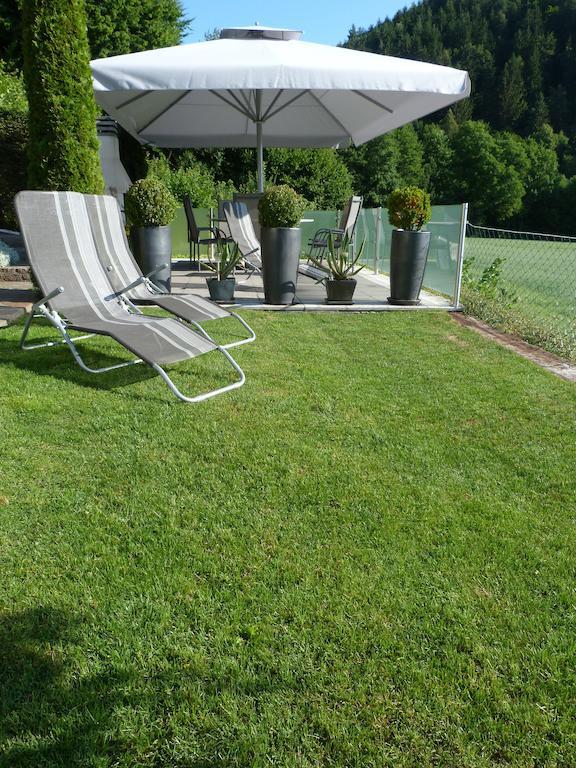 Ferienhaus Bluemel Inkl. Freier Strandbadeintritt Velden am Woerthersee Exterior photo